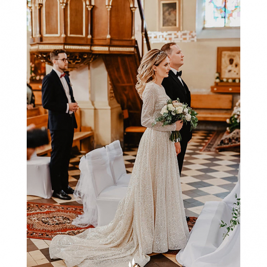 C14E93C0-A400-4F2C-AC2C-6074B8879E20 kopia